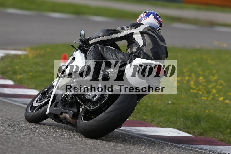 /53 16.09.2025 Track Day Domi Aegerter ADR/Gruppe gruen/59